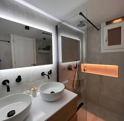 “myrto” Apartments- Ornos شقة